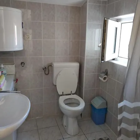 Hana Apartmán